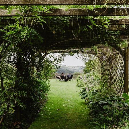 Mallyan Spout Hotel ゴースランド エクステリア 写真
