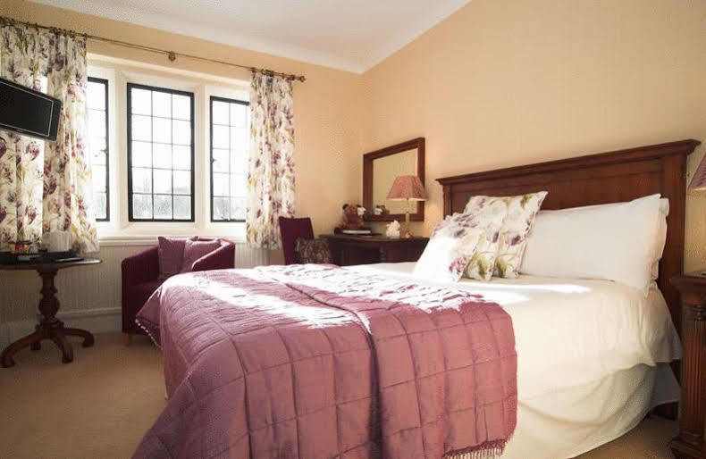 Mallyan Spout Hotel ゴースランド エクステリア 写真