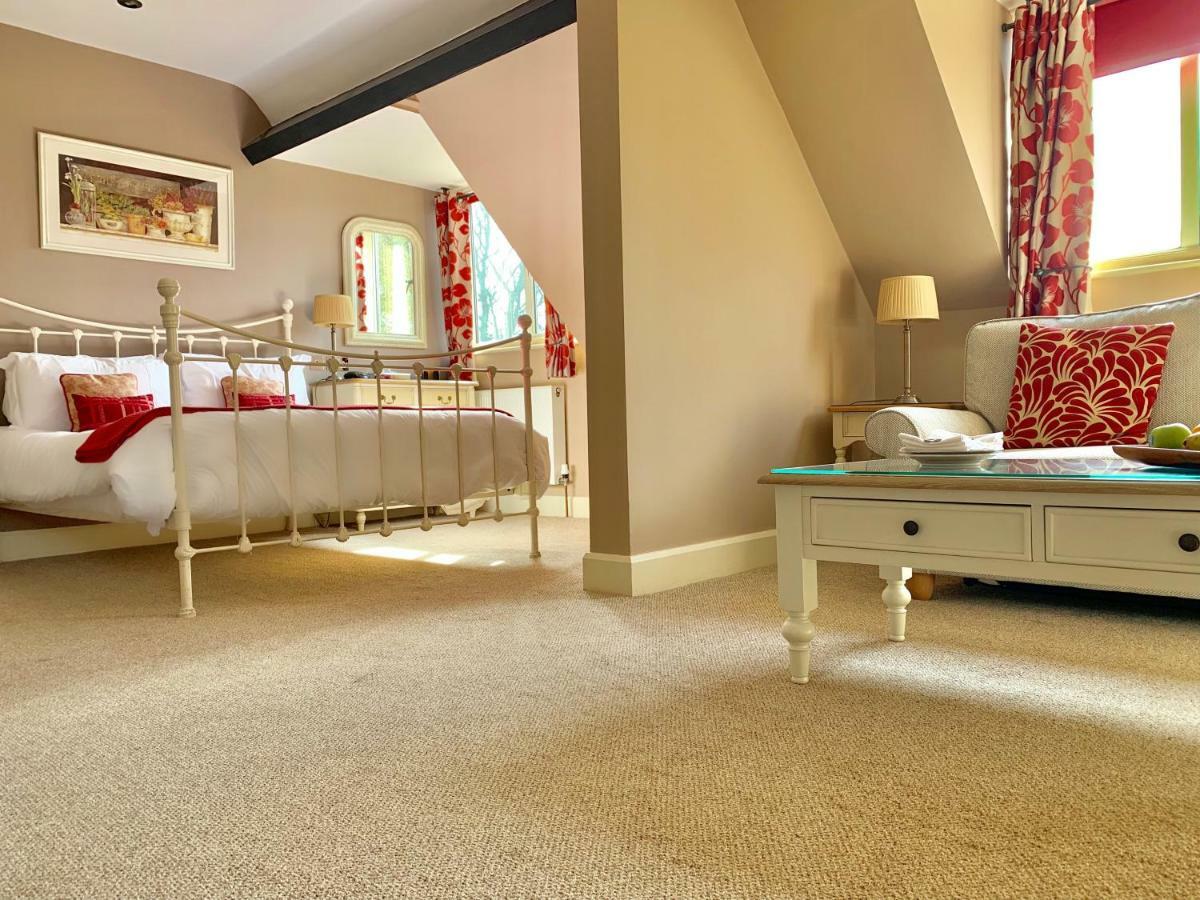 Mallyan Spout Hotel ゴースランド エクステリア 写真